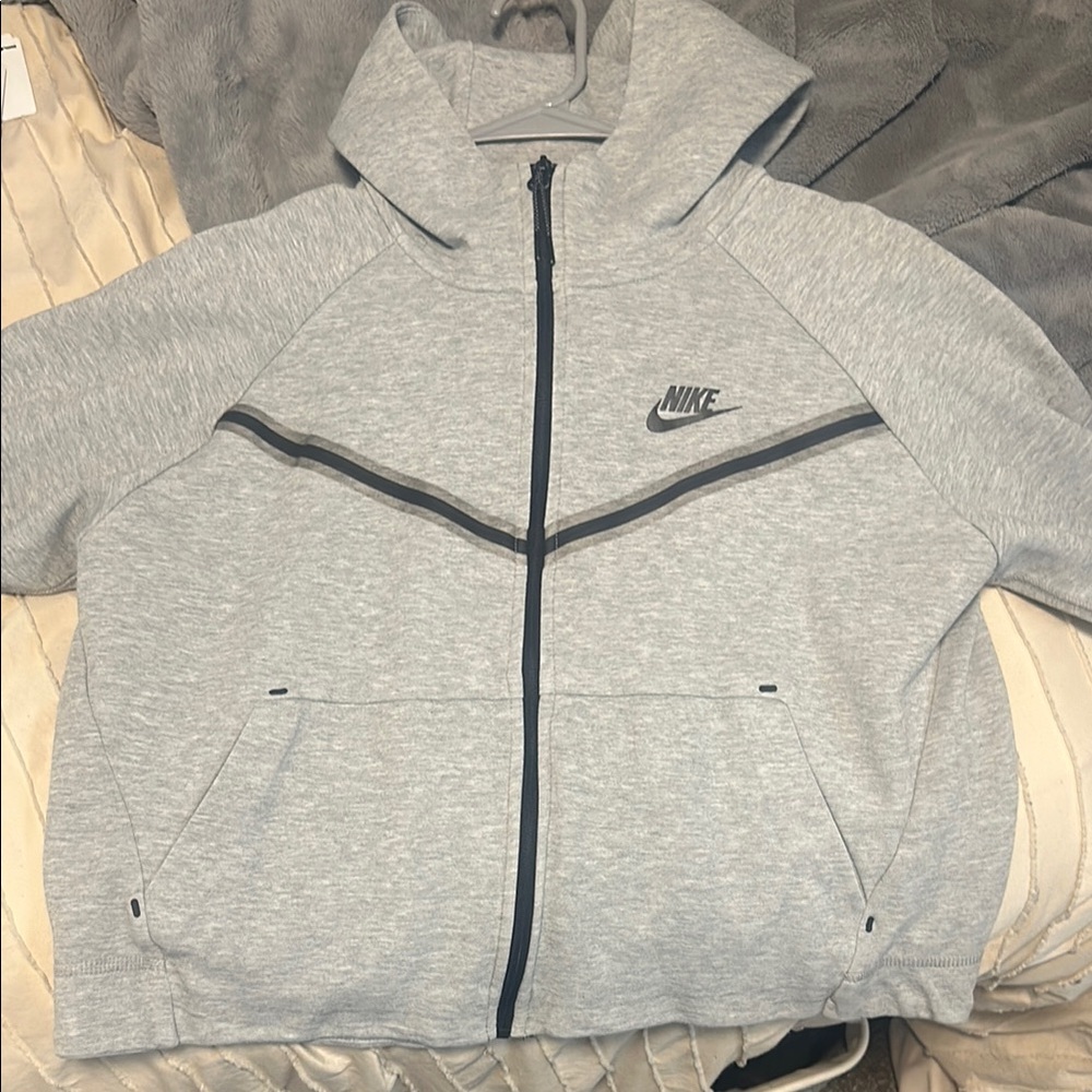 Nike Tech Cropped Zip-Up